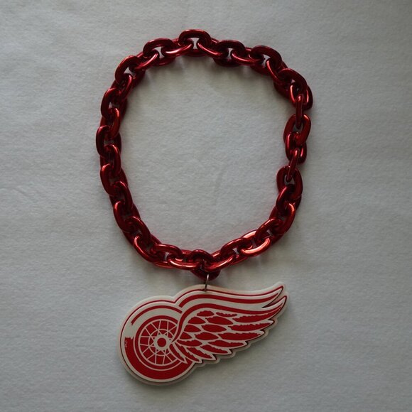 Detroit Red Wings Hockey Red Fan Chain Necklace Foam Logo USA New Bling - Picture 2 of 7